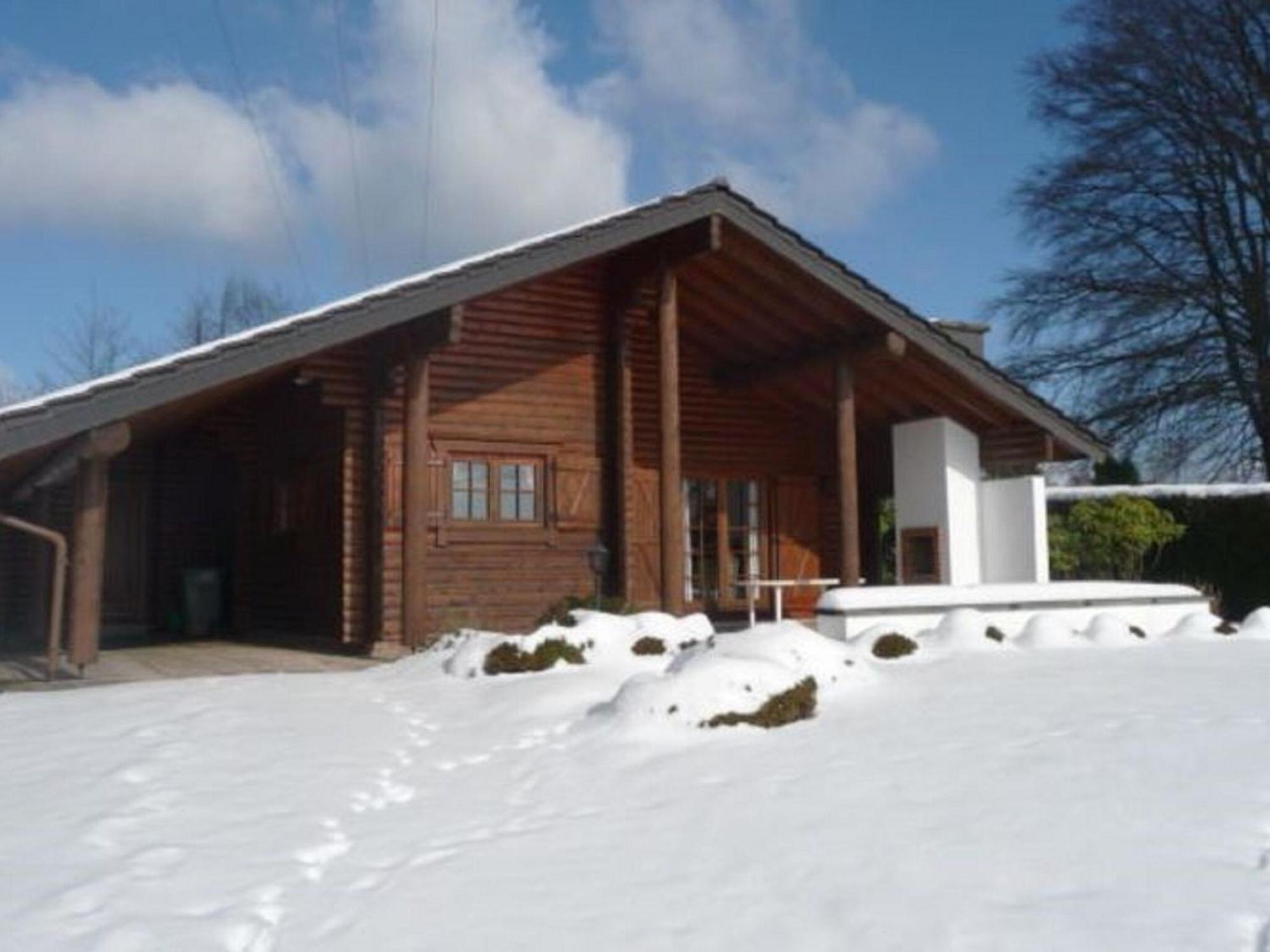 Charming Chalet With Private Garden In Stavelot Hockai Eksteriør billede