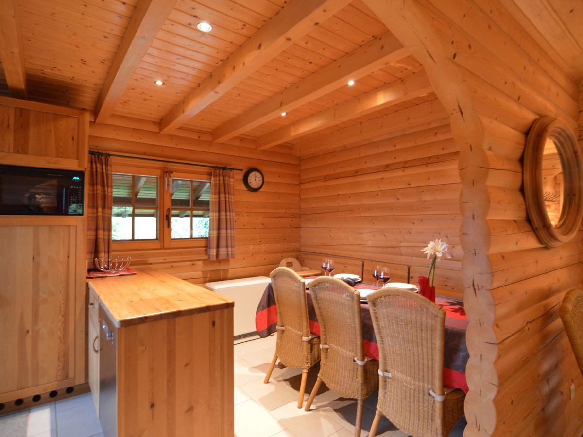 Charming Chalet With Private Garden In Stavelot Hockai Eksteriør billede