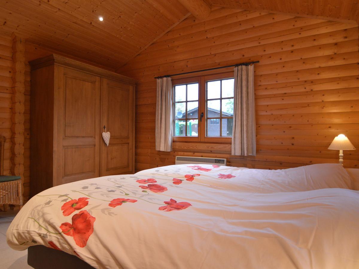 Charming Chalet With Private Garden In Stavelot Hockai Eksteriør billede