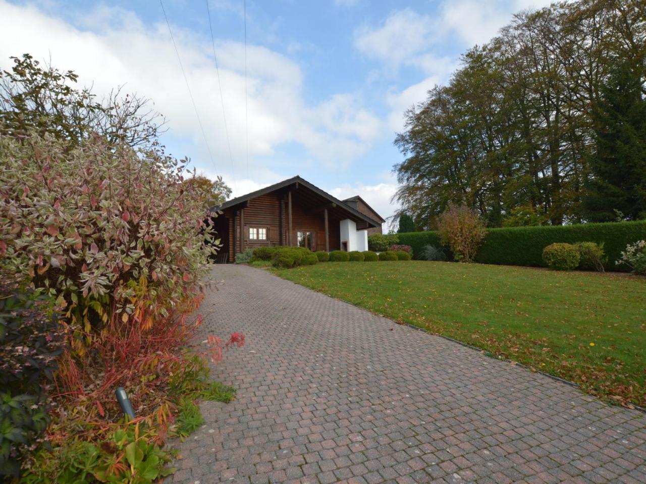 Charming Chalet With Private Garden In Stavelot Hockai Eksteriør billede